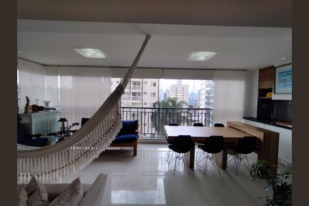Apartamento à venda com 113m², 3 quartos e 2 vagas Apartamento à venda com 113m², 3 quartos e 2 vagasVaranda da Sala