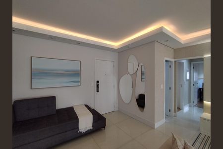 Apartamento à venda com 113m², 3 quartos e 2 vagas Apartamento à venda com 113m², 3 quartos e 2 vagasSala