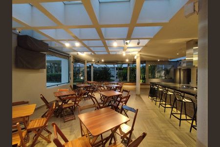 Apartamento à venda com 113m², 3 quartos e 2 vagas Apartamento à venda com 113m², 3 quartos e 2 vagasÁrea comum - Churrasqueira