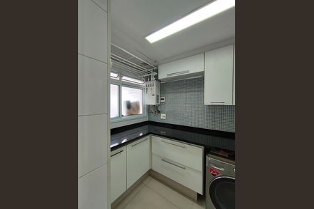 Apartamento à venda com 113m², 3 quartos e 2 vagas Apartamento à venda com 113m², 3 quartos e 2 vagasÁrea de Serviço