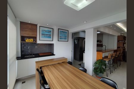 Apartamento à venda com 113m², 3 quartos e 2 vagas Apartamento à venda com 113m², 3 quartos e 2 vagasVaranda da Sala