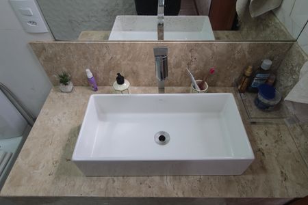 Apartamento à venda com 146m², 3 quartos e 4 vagasBanheiro da Suite