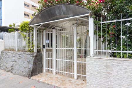 Apartamento para alugar com 50m², 2 quartos e sem vaga Apartamento para alugar com 50m², 2 quartos e sem vagaFachada