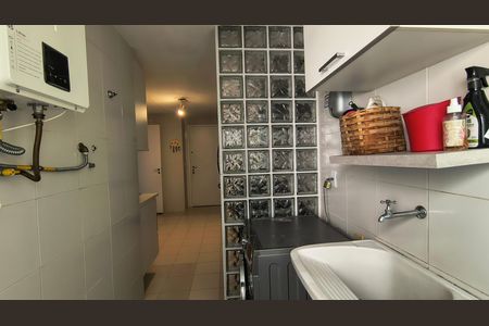 Apartamento à venda com 160m², 4 quartos e 2 vagasCozinha e Área de Serviço 