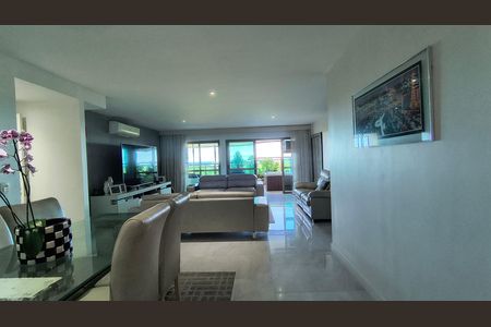 Apartamento à venda com 160m², 4 quartos e 2 vagasSala