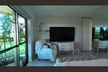 Apartamento à venda com 160m², 4 quartos e 2 vagasSuíte 1