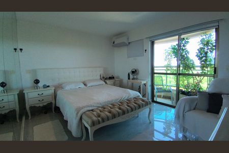 Apartamento à venda com 160m², 4 quartos e 2 vagasSuíte 1