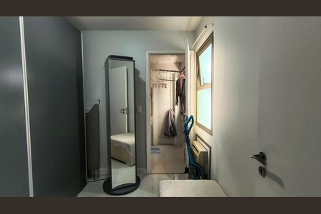 Apartamento à venda com 160m², 4 quartos e 2 vagasQuarto 