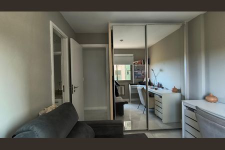 Apartamento à venda com 160m², 4 quartos e 2 vagasSuíte 2