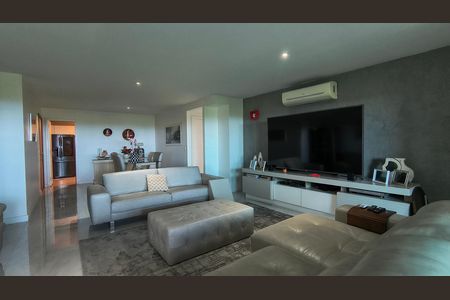 Apartamento à venda com 160m², 4 quartos e 2 vagasSala