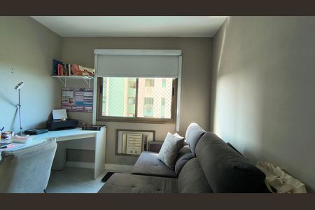 Apartamento à venda com 160m², 4 quartos e 2 vagasSuíte 2