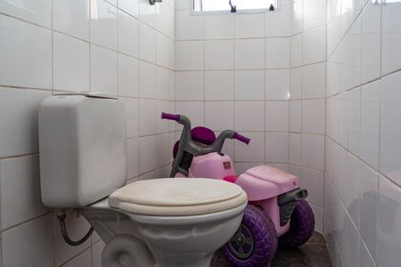 Casa à venda com 4 quartos, 303m² em Vila Carrão, São Paulo