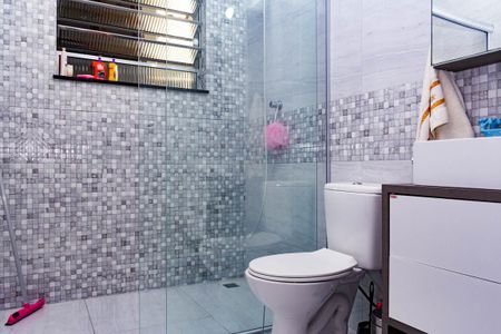 Casa à venda com 4 quartos, 303m² em Vila Carrão, São Paulo