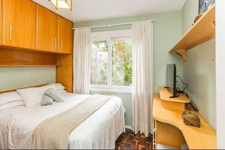 Quarto de apartamento à venda com 1 quarto, 40m² em São João, Porto Alegre