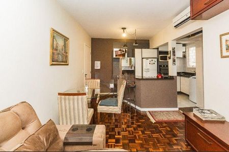 Sala/cozinha de apartamento à venda com 1 quarto, 40m² em São João, Porto Alegre