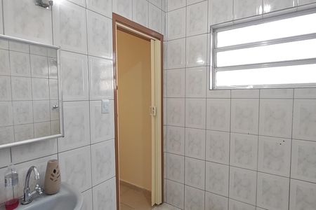 Casa para alugar com 90m², 2 quartos e sem vaga Casa para alugar com 90m², 2 quartos e sem vagaBanheiro 1