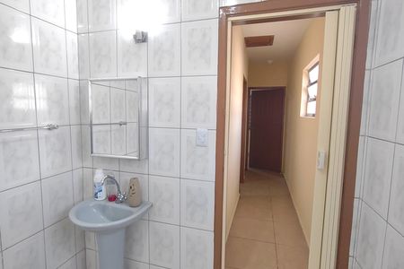 Casa para alugar com 90m², 2 quartos e sem vaga Casa para alugar com 90m², 2 quartos e sem vagaBanheiro 1