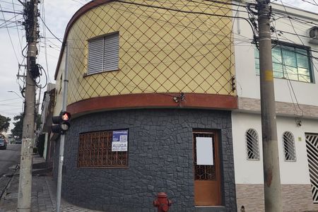 Casa para alugar com 90m², 2 quartos e sem vaga Casa para alugar com 90m², 2 quartos e sem vagaFachada