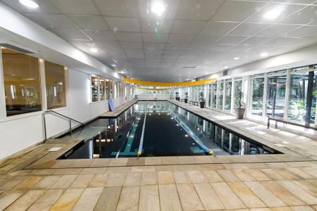 Apartamento para alugar com 240m², 3 quartos e 4 vagas Apartamento para alugar com 240m², 3 quartos e 4 vagasPiscina Coberta