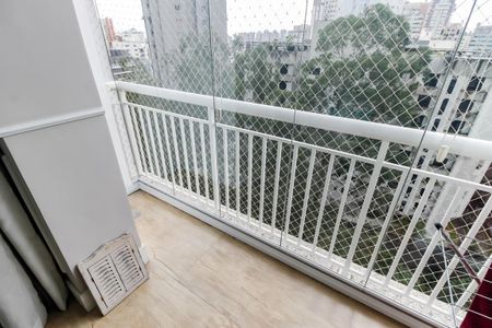 Apartamento para alugar com 240m², 3 quartos e 4 vagas Apartamento para alugar com 240m², 3 quartos e 4 vagasVaranda - Suíte 2