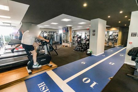 Apartamento para alugar com 240m², 3 quartos e 4 vagas Apartamento para alugar com 240m², 3 quartos e 4 vagasÁrea comum - Academia