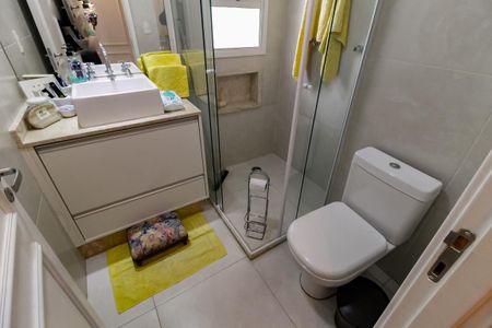 Apartamento para alugar com 240m², 3 quartos e 4 vagas Apartamento para alugar com 240m², 3 quartos e 4 vagasBanheiro da Suíte 1