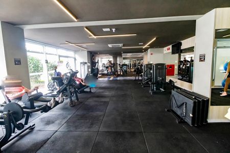 Apartamento para alugar com 240m², 3 quartos e 4 vagas Apartamento para alugar com 240m², 3 quartos e 4 vagasÁrea comum - Academia