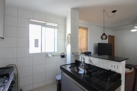 Apartamento à venda com 41m², 2 quartos e 1 vagaCozinha e Área de Serviço