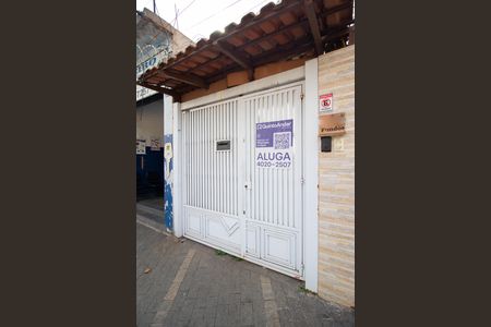 Casa para alugar com 70m², 1 quarto e sem vaga Casa para alugar com 70m², 1 quarto e sem vagaFachada