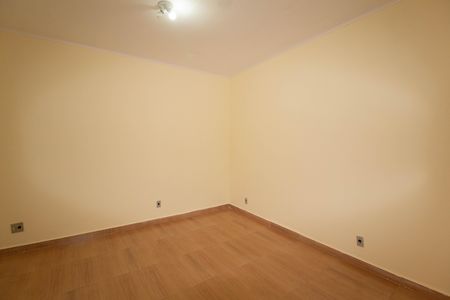 Casa para alugar com 70m², 1 quarto e sem vaga Casa para alugar com 70m², 1 quarto e sem vagaQuarto