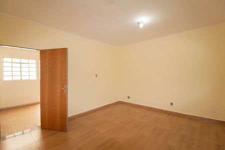 Quarto de casa para alugar com 1 quarto, 80m² em Vila Albertina, São Paulo