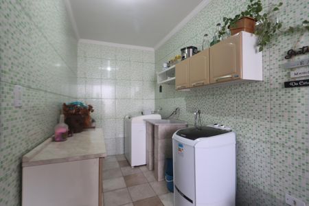 Casa à venda com 177m², 3 quartos e 2 vagasLavanderia
