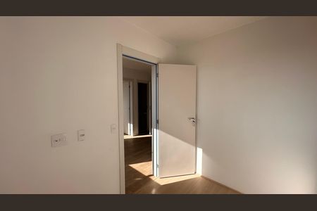 Quarto de kitnet/studio para alugar com 1 quarto, 34m² em Jardim São Luís, São Paulo
