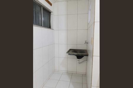 Área de serviço de apartamento para alugar com 2 quartos, 43m² em Jardim das Margaridas, Salvador