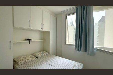 Studio para alugar com 30m², 1 quarto e 1 vaga Studio para alugar com 30m², 1 quarto e 1 vagaQuarto