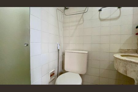 Studio para alugar com 30m², 1 quarto e 1 vaga Studio para alugar com 30m², 1 quarto e 1 vagaBanheiro