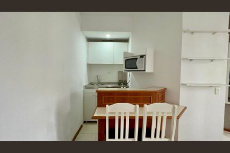Studio para alugar com 30m², 1 quarto e 1 vaga Studio para alugar com 30m², 1 quarto e 1 vagaCozinha