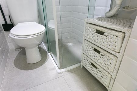 Casa de condomínio para alugar com 47m², 1 quarto e sem vaga Casa de condomínio para alugar com 47m², 1 quarto e sem vagaBanheiro
