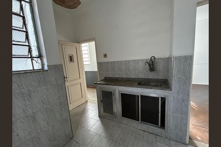 Apartamento para alugar com 65m², 2 quartos e sem vagaCozinha
