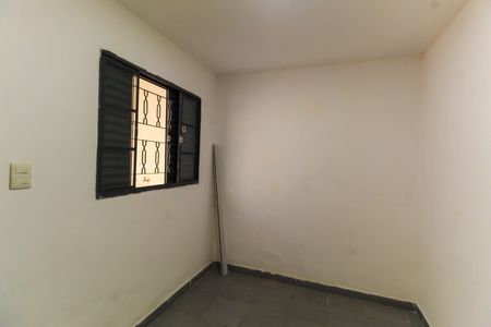 Casa à venda com 90m², 2 quartos e 2 vagasQuarto de Serviço