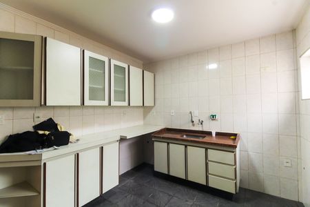Casa à venda com 90m², 2 quartos e 2 vagasCozinha