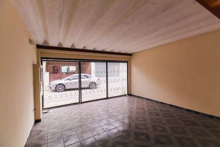 Casa à venda com 90m², 2 quartos e 2 vagasGaragem