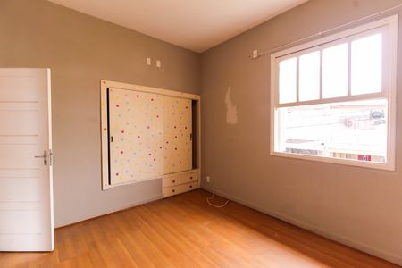 Casa à venda com 90m², 2 quartos e 2 vagasQuarto 1