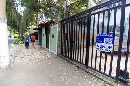 Casa à venda com 155m², 2 quartos e 1 vaga