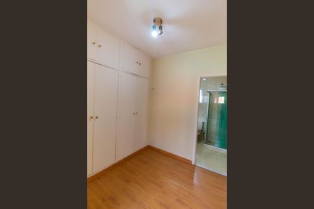 Casa à venda com 155m², 2 quartos e 1 vaga