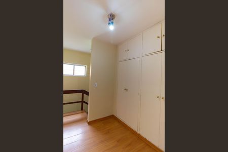 Casa à venda com 155m², 2 quartos e 1 vaga