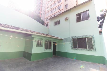 Casa à venda com 155m², 2 quartos e 1 vaga