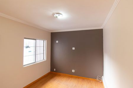 Casa à venda com 155m², 2 quartos e 1 vaga