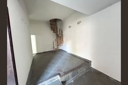 Sala de casa à venda com 1 quarto, 330m² em Piedade, Rio de Janeiro
