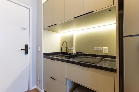 Studio para alugar com 27m², 1 quarto e sem vaga Studio para alugar com 27m², 1 quarto e sem vagaCozinha